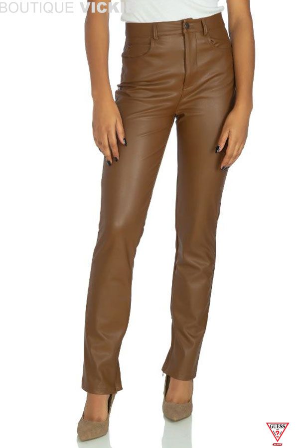 De jolies tenues été-automne en GUESS et SAINT-TROPEZ!