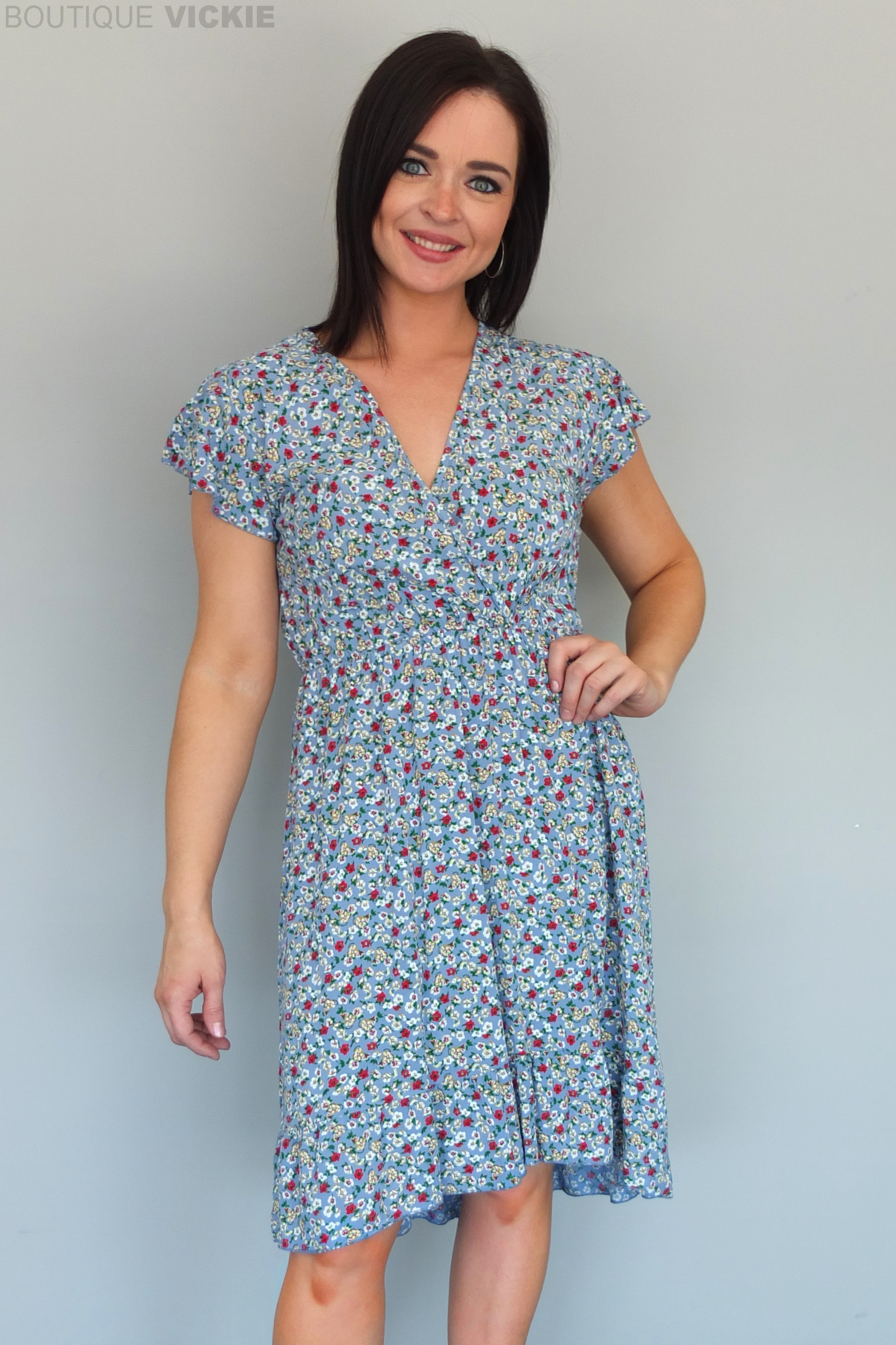 Live 10 mai 2021 présentation des robes et jumpsuits disponibles à la boutique 